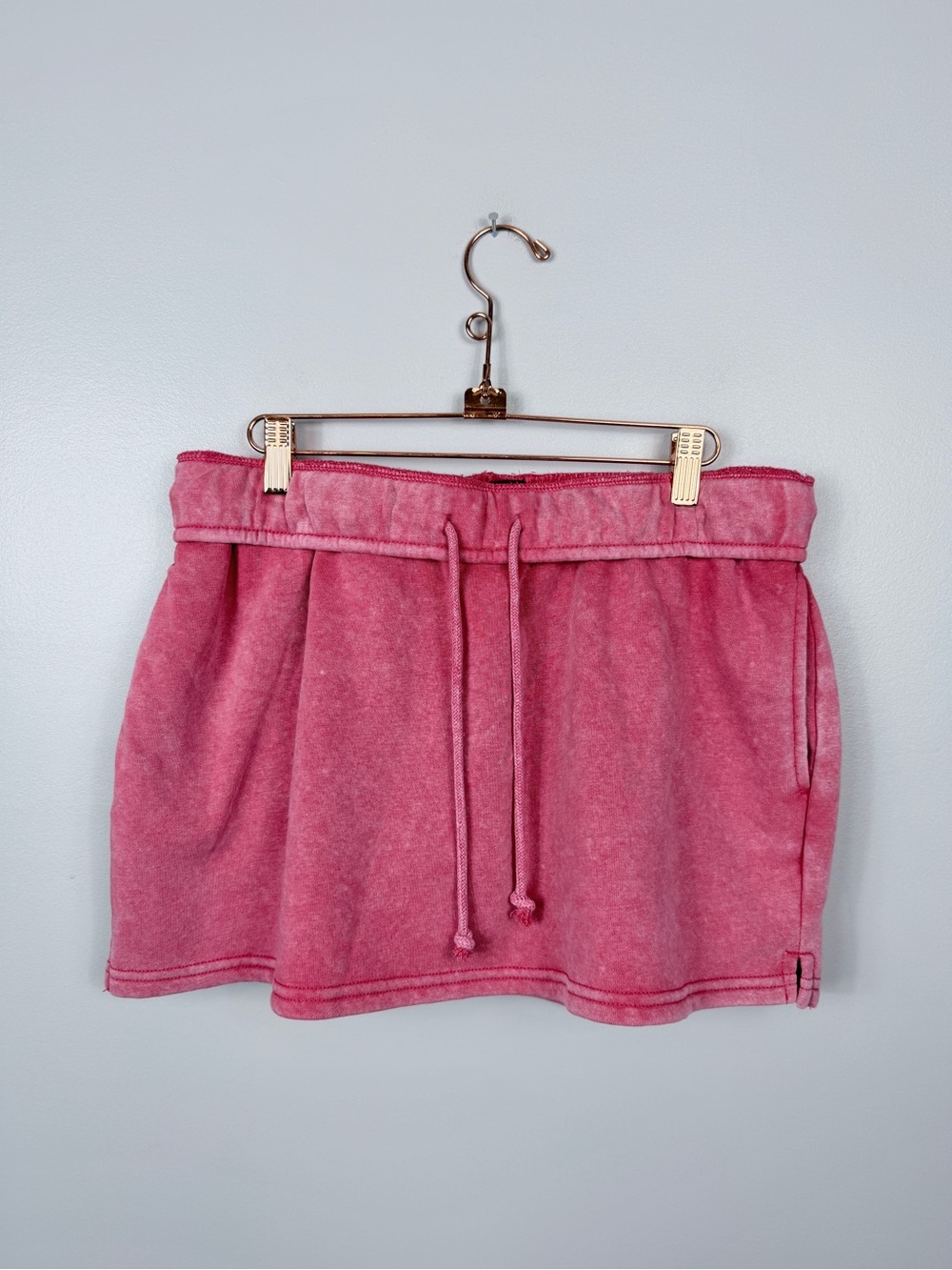 Vinyl Icons vintage muted red acid-wash fold over fleece mini skort size large